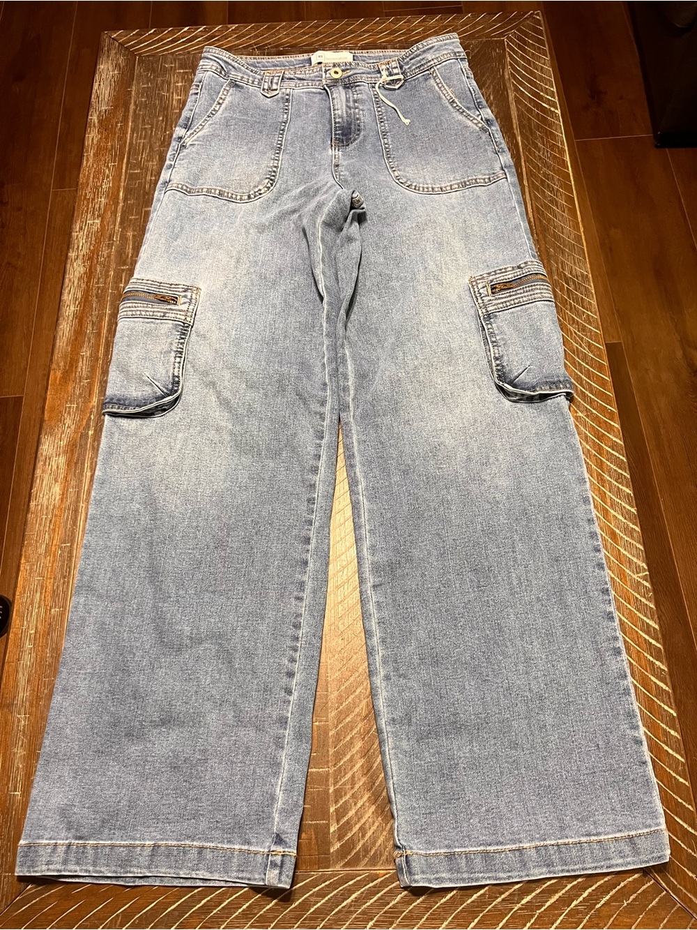 RE generation by Celebrity Pink Ladies Mid-Rise Zip Cargo Wide Leg Jeans Sz 9/29